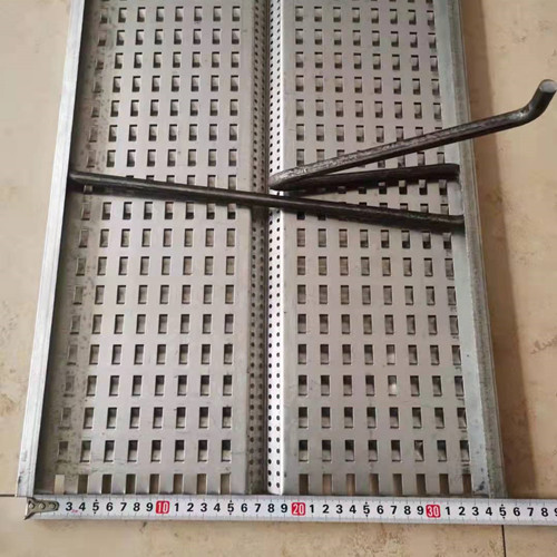 后澆帶魚(yú)鱗網(wǎng).jpg 后澆帶魚(yú)鱗網(wǎng).jpg